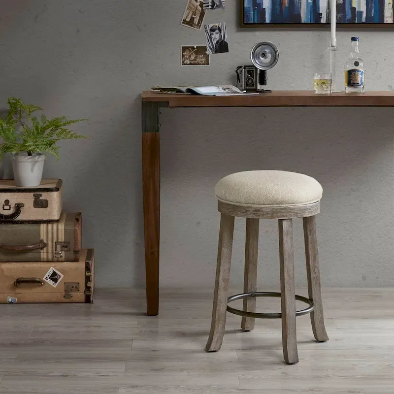 Tabouret de bar pivotant – Assise rembourrée, Piètement en bois massif, Finition chêne vieilli
