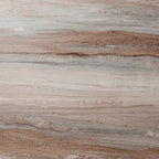 Table basse ovale contemporaine en similicuir marbré marron avec pieds géométriques