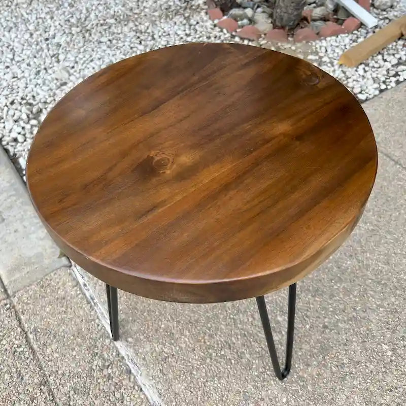 Table d'appoint en teck massif à bord brut – Table de chevet en bois naturel avec pieds en fer
